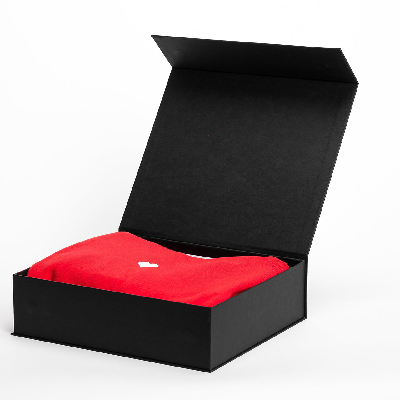 Elegantne magnetkinnitusega kinkekarp dressipluusile