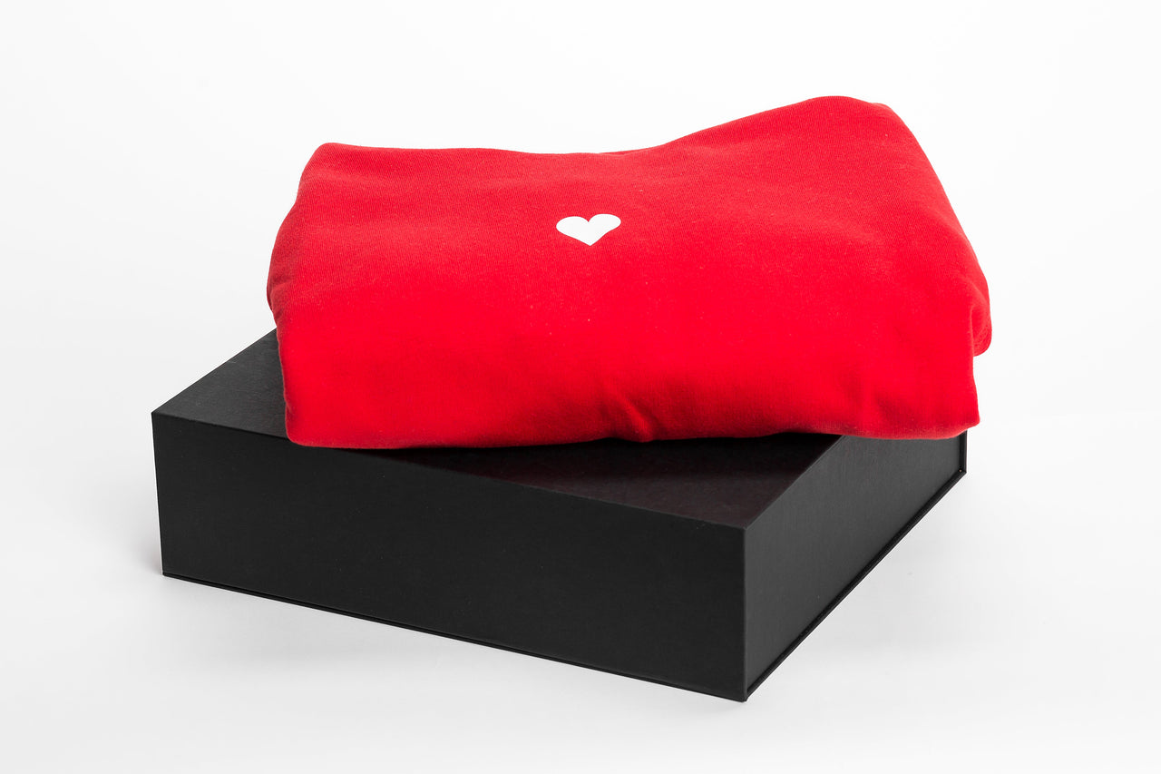 Elegantne magnetkinnitusega kinkekarp dressipluusile