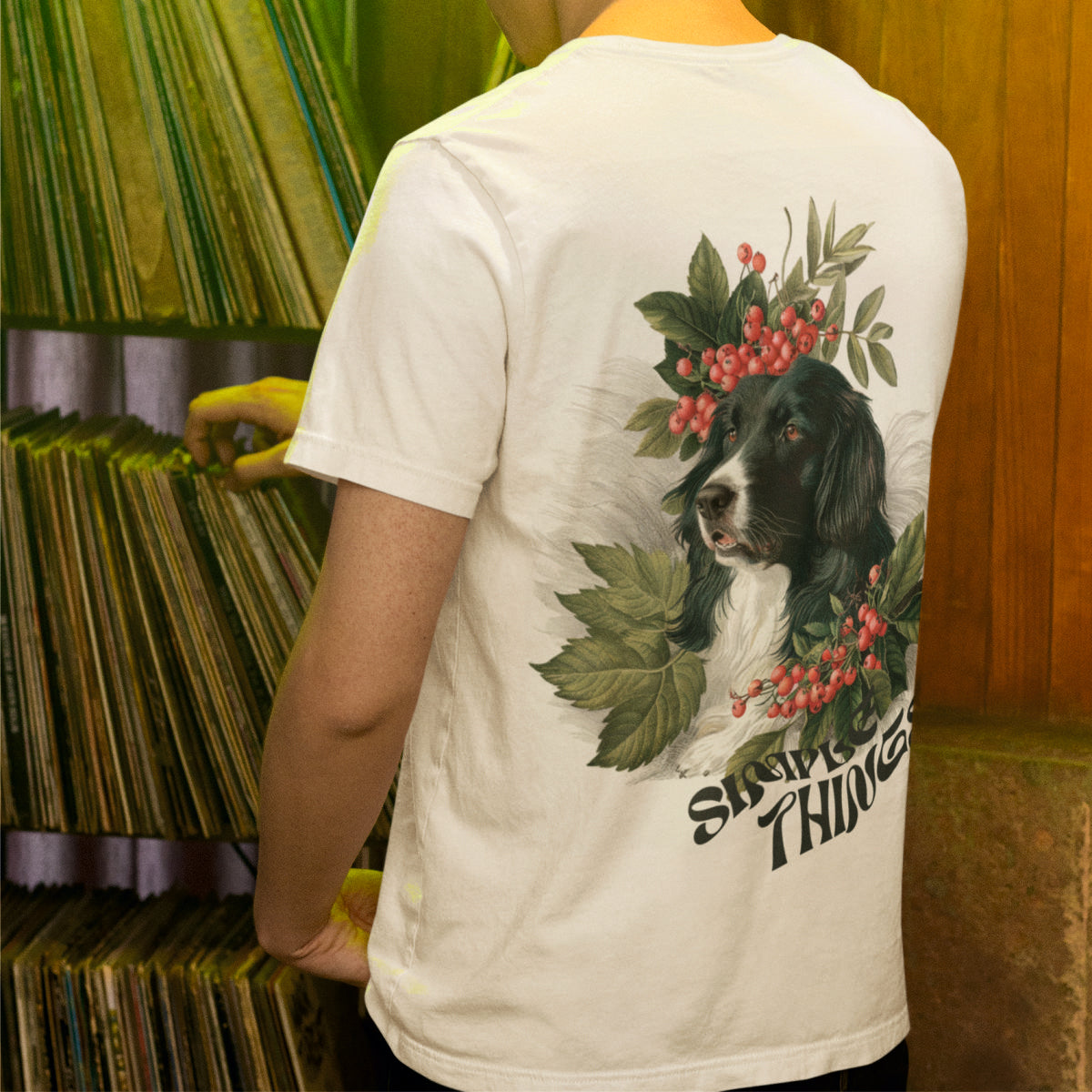 Vit UNISEX T-shirt med ryggtryck “Simple Things”