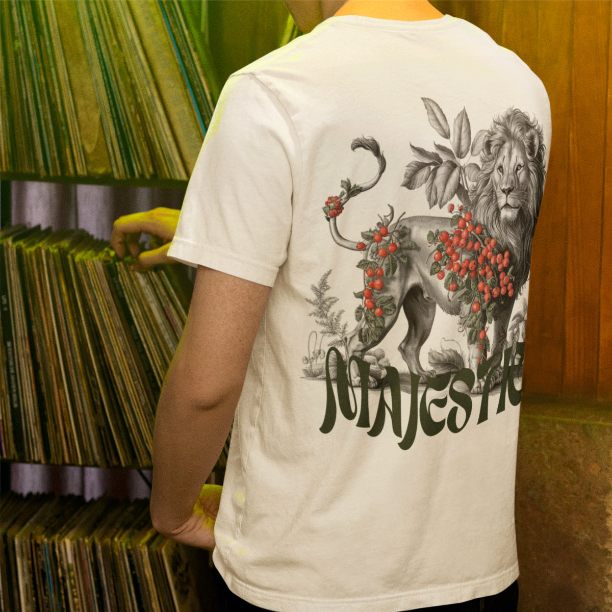 Vit UNISEX T-shirt med ryggtryck “Majestic”