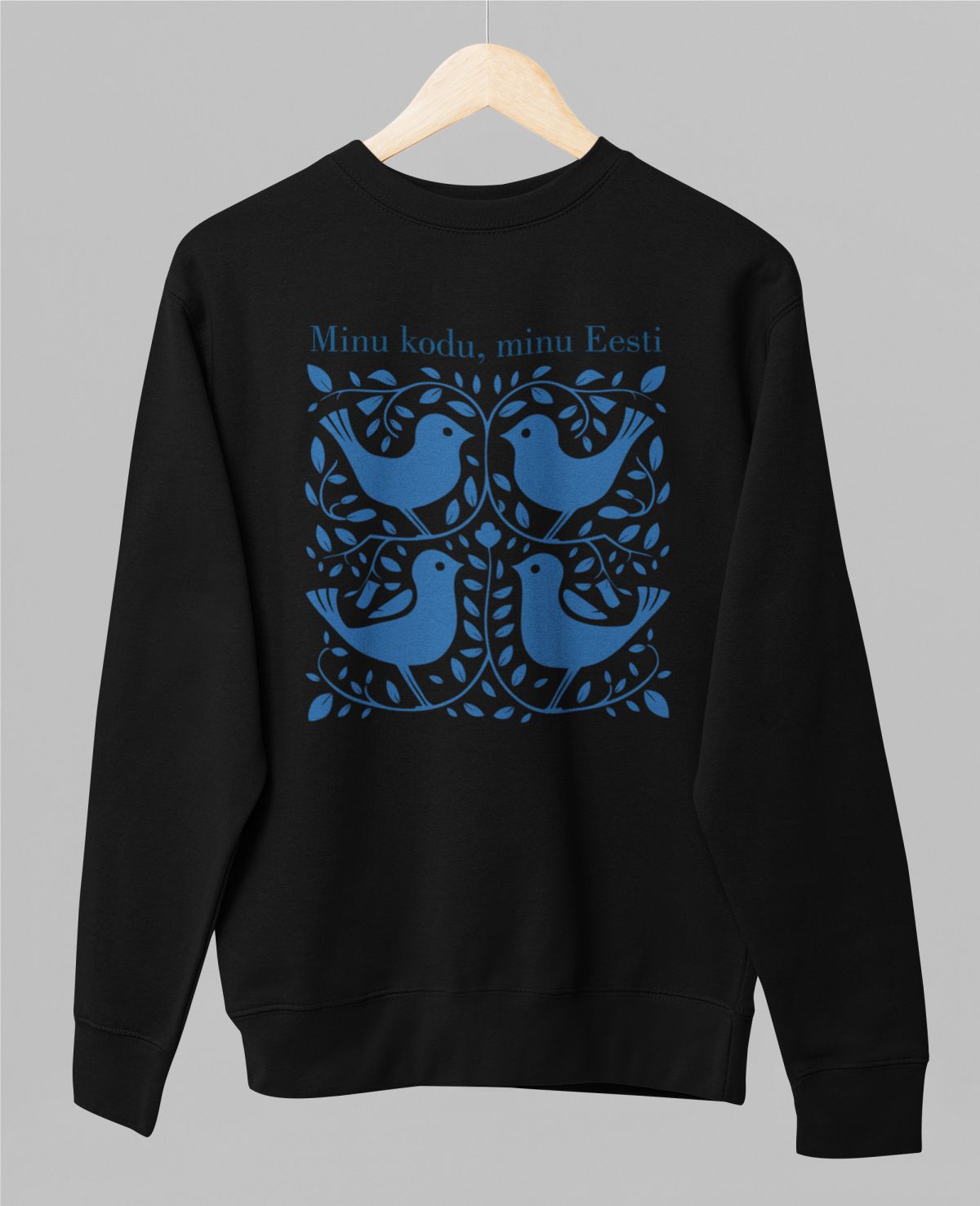 Must pusaer ilma kapuutsita "Minu kodu, minu Eesti"