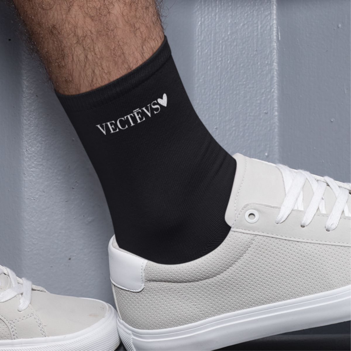 Melnas zeķes "Vectēvs ar sirsniņu"