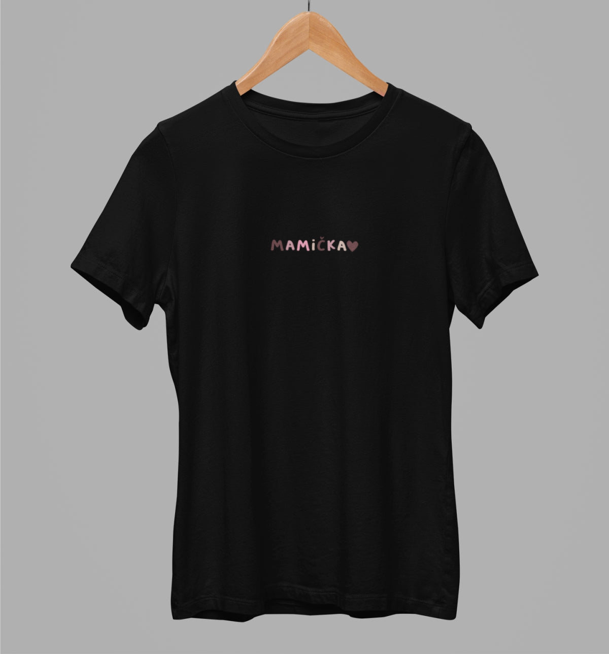 Black unisex t-shirt "Mamička so srdiečkom"