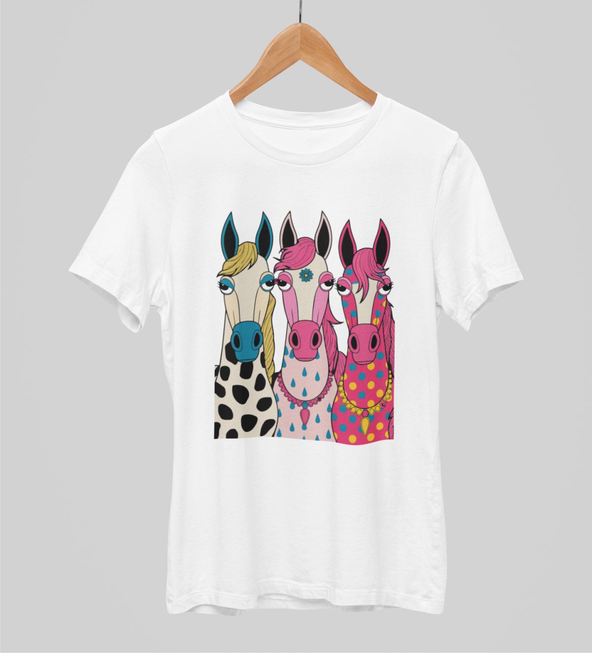 Valkoiset unisex T-paidat "Hevoset"