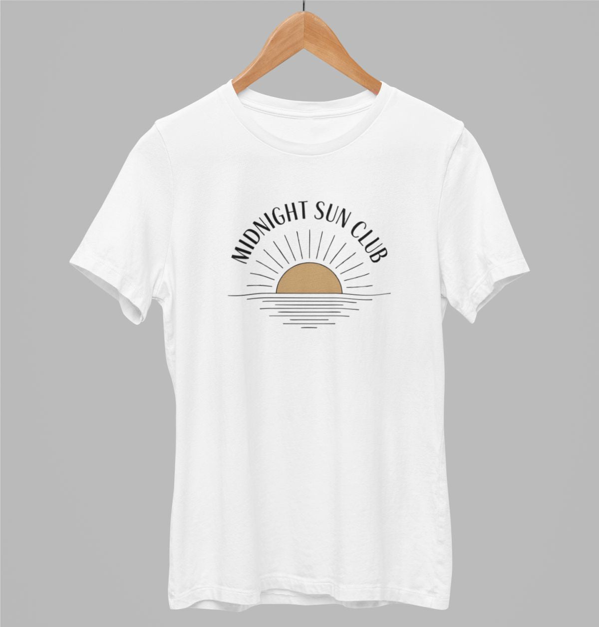 Valkoiset unisex T-paidat "Midnight sun club"