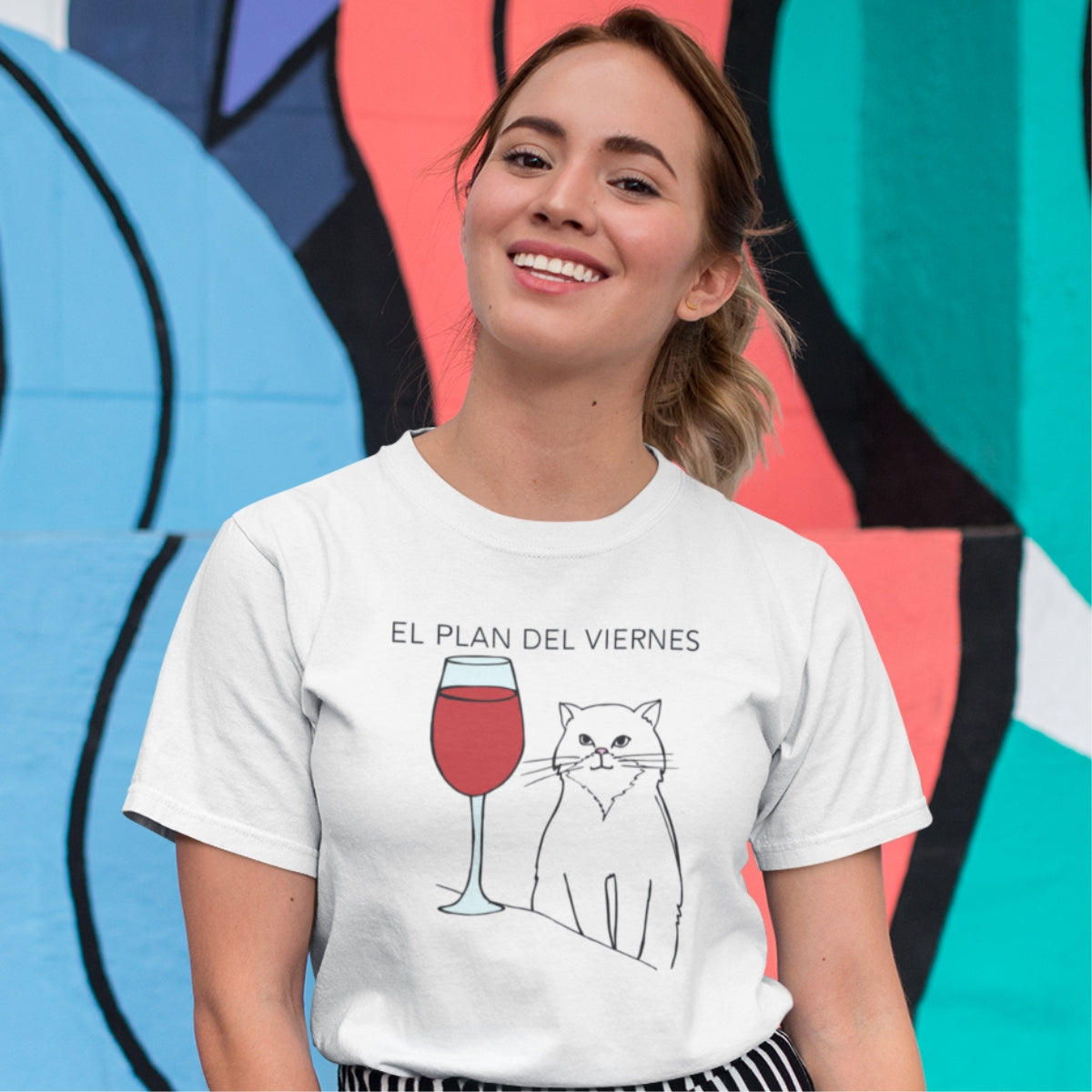 Biele UNISEX tričko „El plan del viernes“