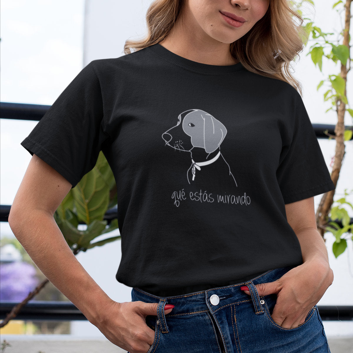 Čierne tričko „Why are you staring at me?“