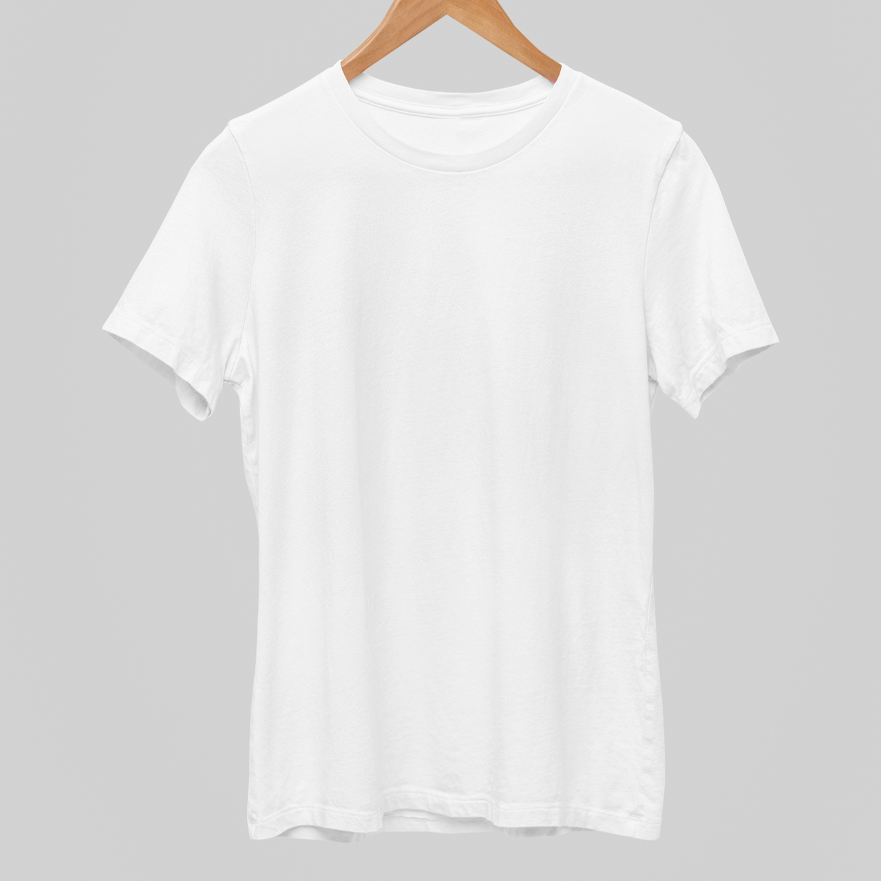 Valkoiset unisex T-paidat. Tee oma design!