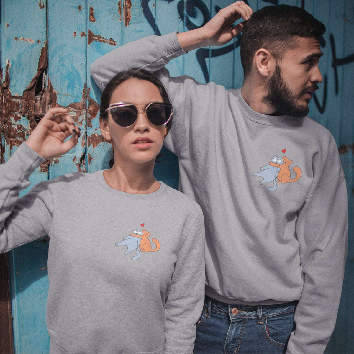 Hallikirjud kapuutsita dressipluusid paaridele „Kallistavad kassipojad“